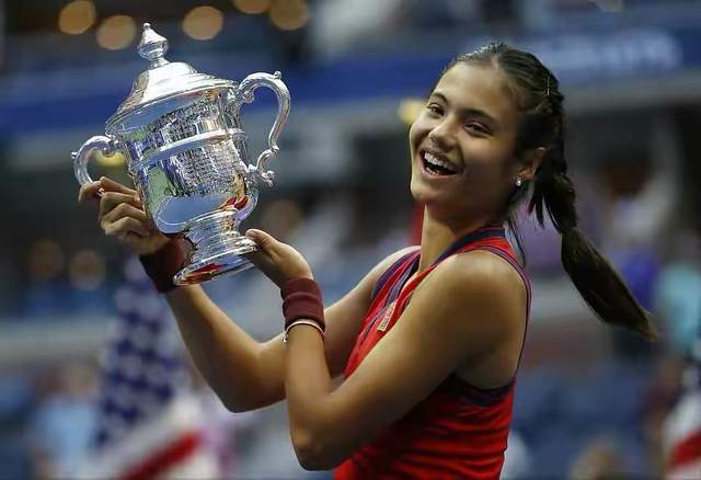 反击轻松得 反击轻松得