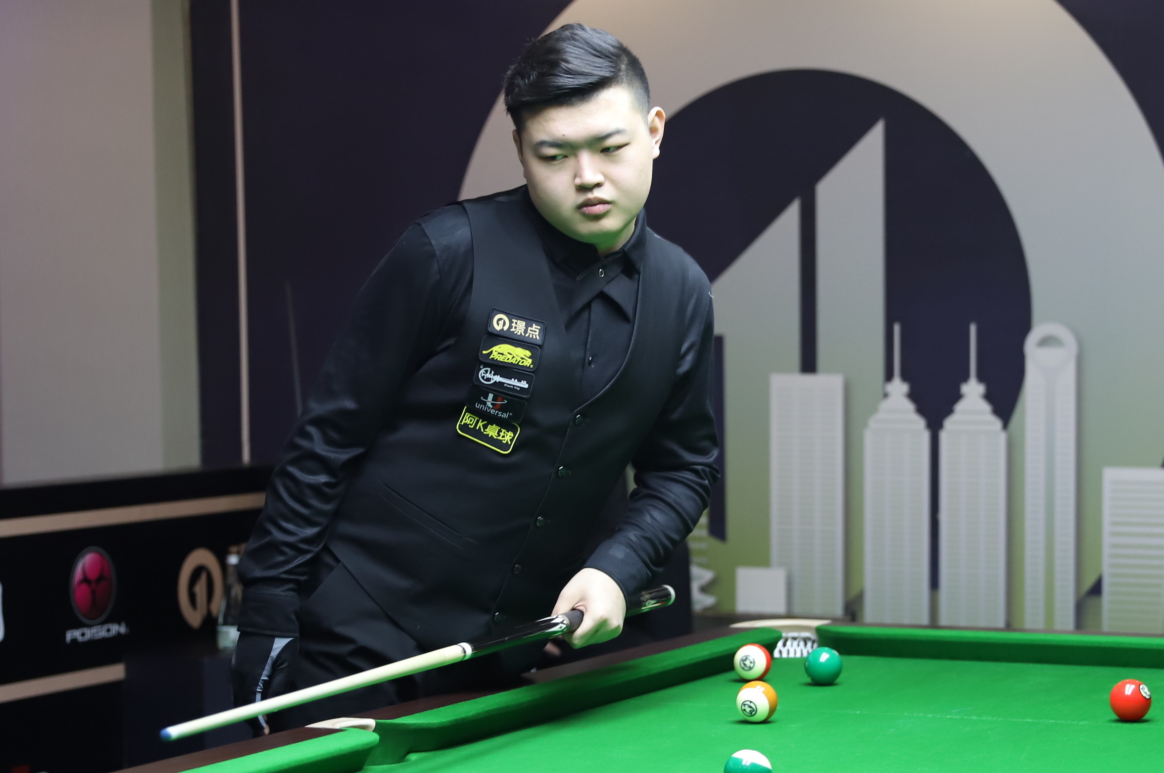 中场与锋线 中场与锋线